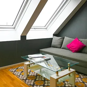 Hideaway Danube Canal Wien