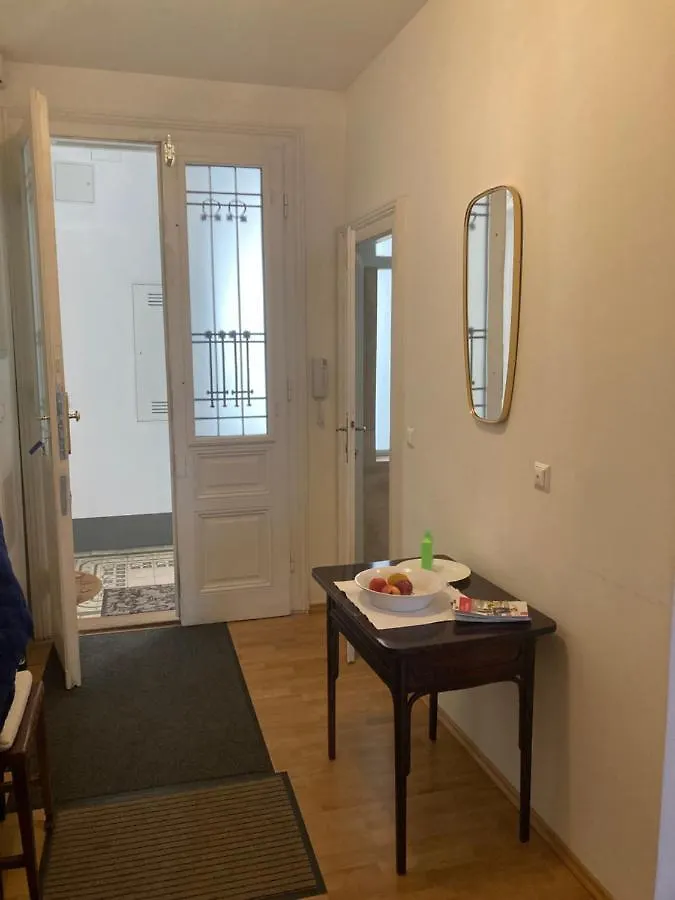 Charmantes Wiener Jugendstilhaus Kostenloses Wlan Vienna